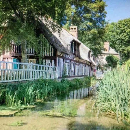 Le Clos-masure De Beatrice